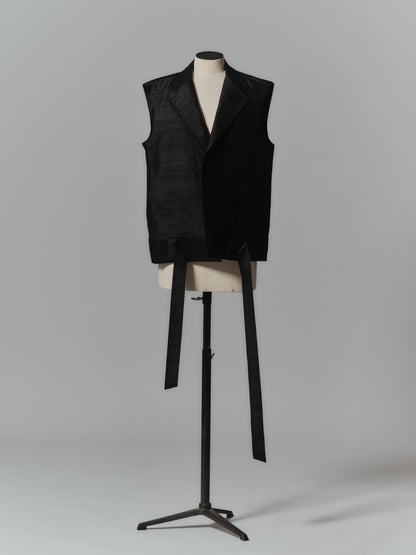 Anchor Vest